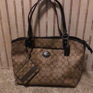 Coach logo tote/shoulder bag AND ID/Keychain for your wrist Great Condition!